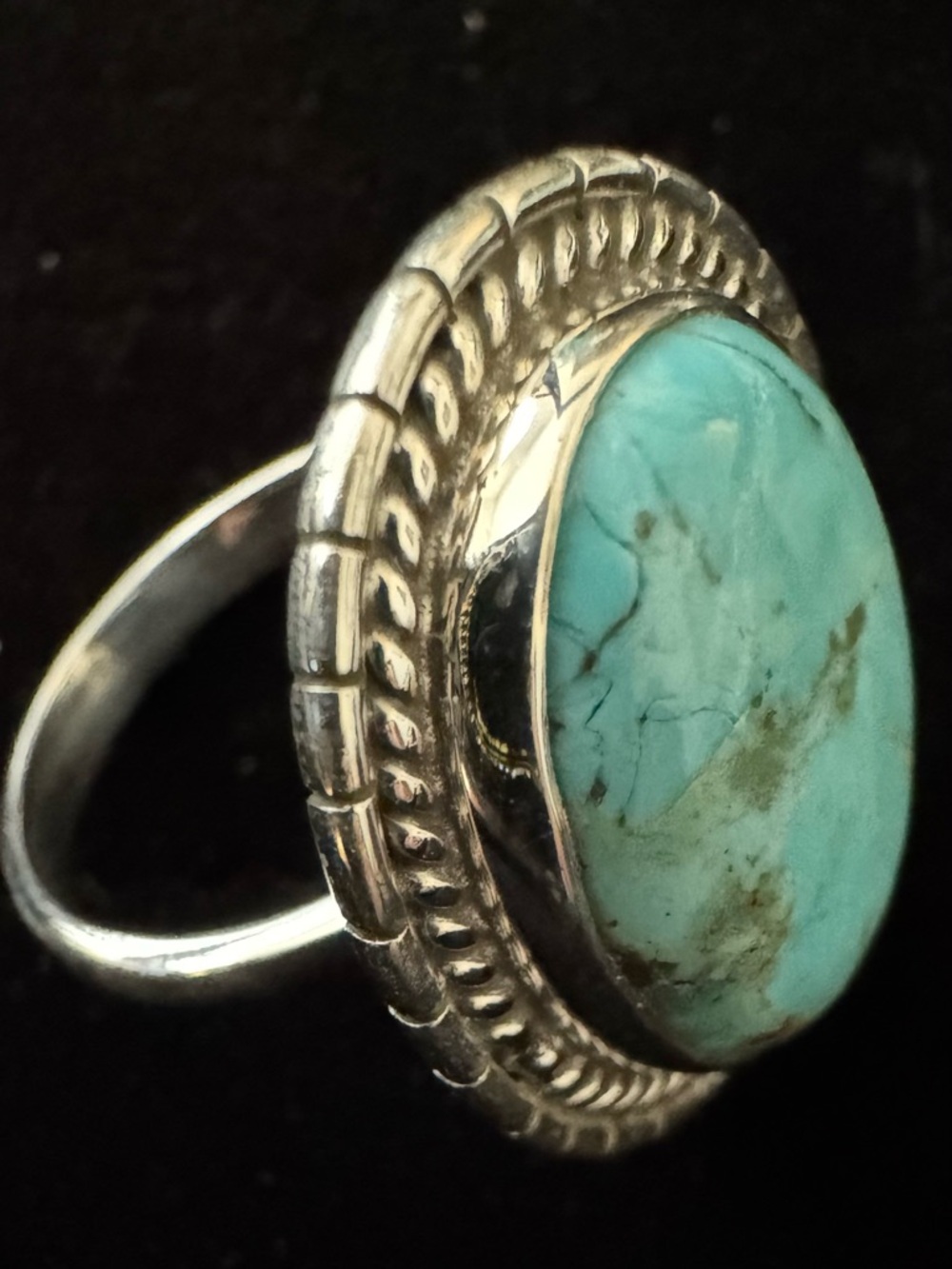 Kingman Turquoise Stone Oval Ring in sterling silver Setting - Picture 2 of 7